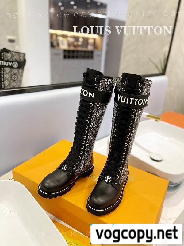LOUIS VUITTON スーパーコピー スニーカー